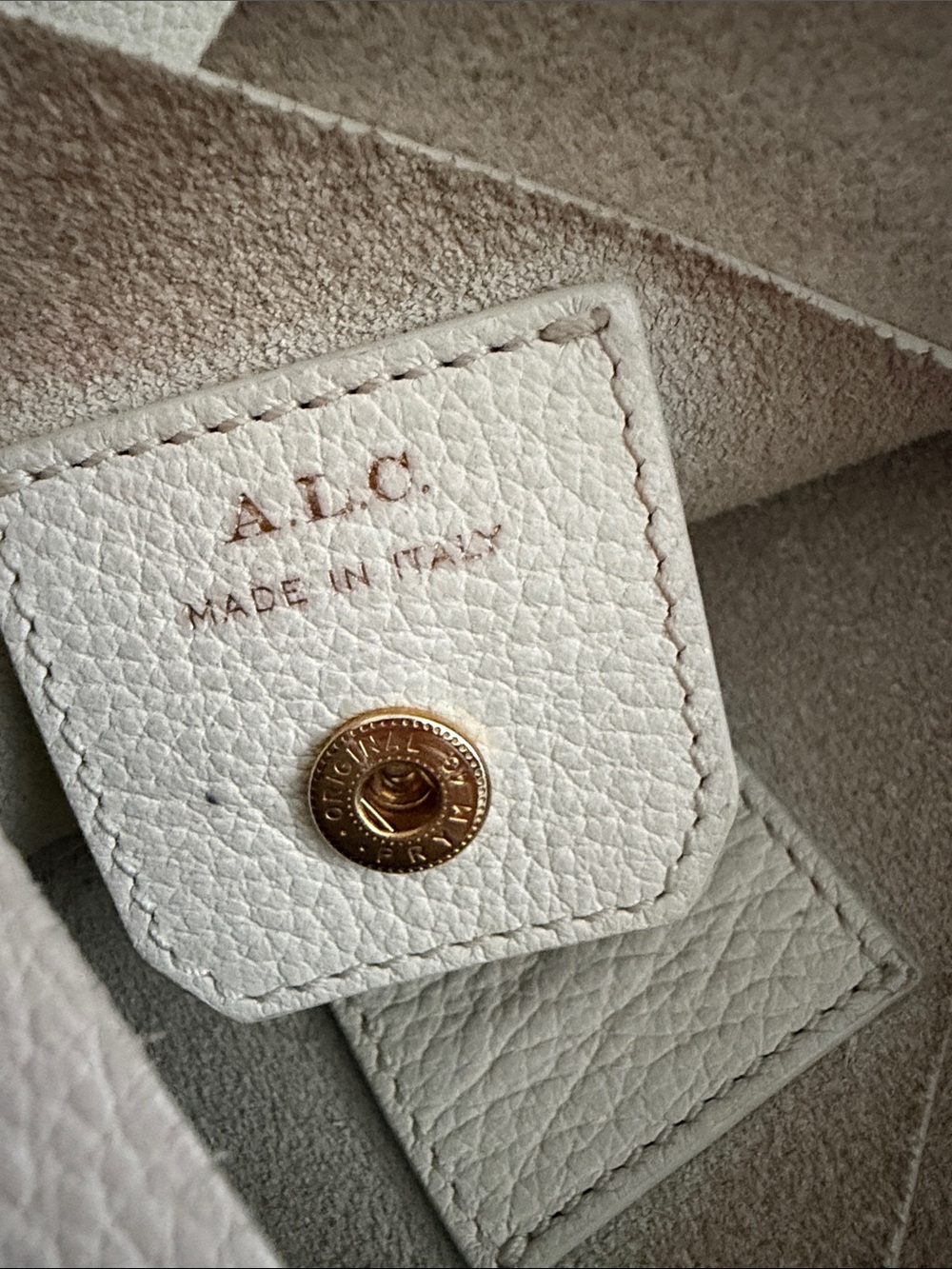 A.L.C. ALC Sadie Cream Leather Hobo Shoulder Bag with Pockets - Picture 10 of 15